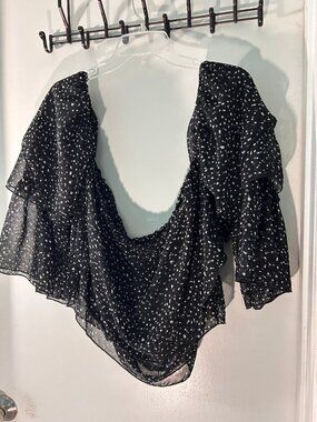 bebe Black, White, and Gray Dot Sheer Ruffle Off-Shoulder Blouse XL